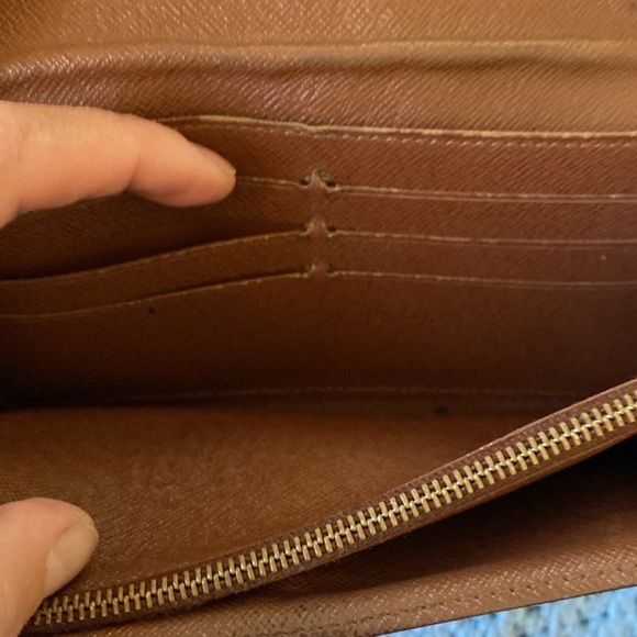 Louis Vuitton Neverfull MM & Wallet - Picture 15 of 16